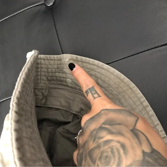 Adidas Cargo Green Bucket Hat - Picture 3 of 3